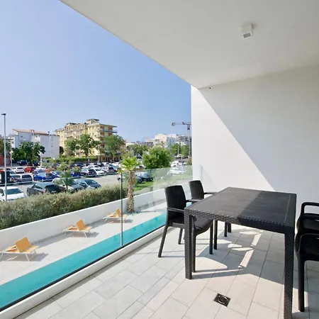 Saint Tropez Apartamento *