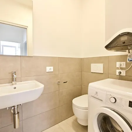 Saint Tropez Apartamento *